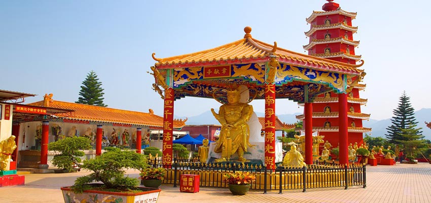 Hong Kong Ten Thousand Buddhas Monastery Tour Packages
